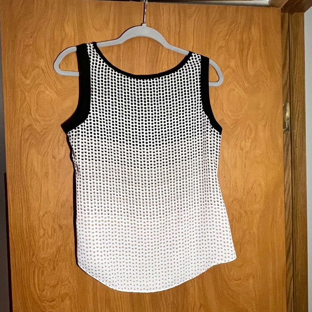 Black and Brown Geo Tank